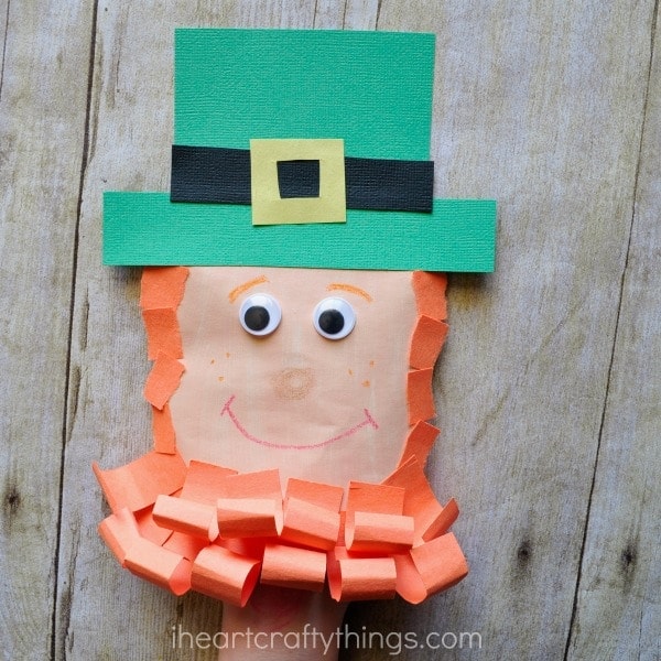 How to turn an Envelope into an Adorable Leprechaun Craft Puppet